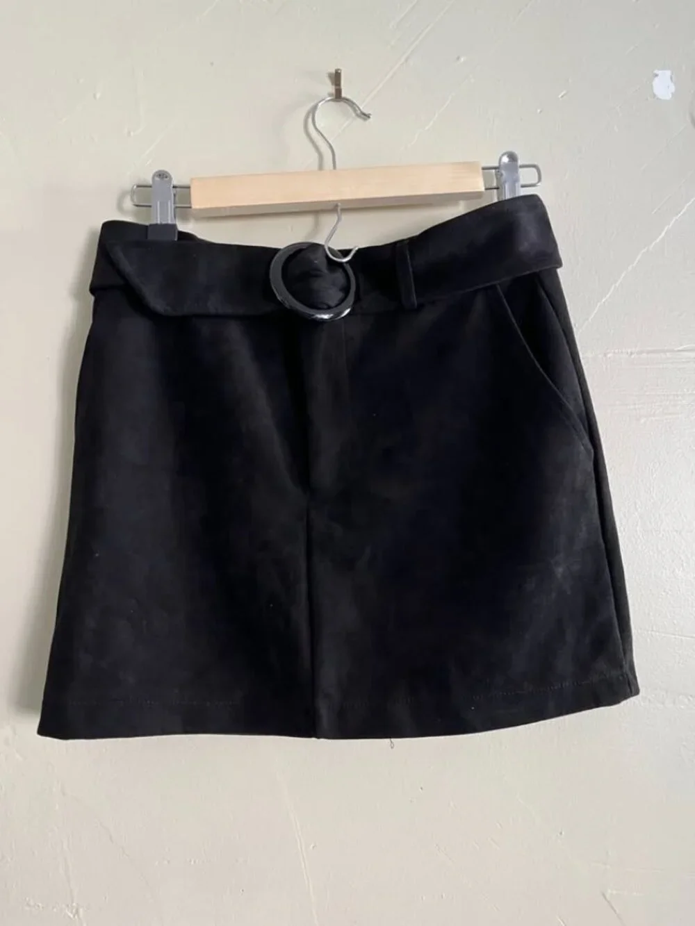 Forever21 black velvet mini skirt